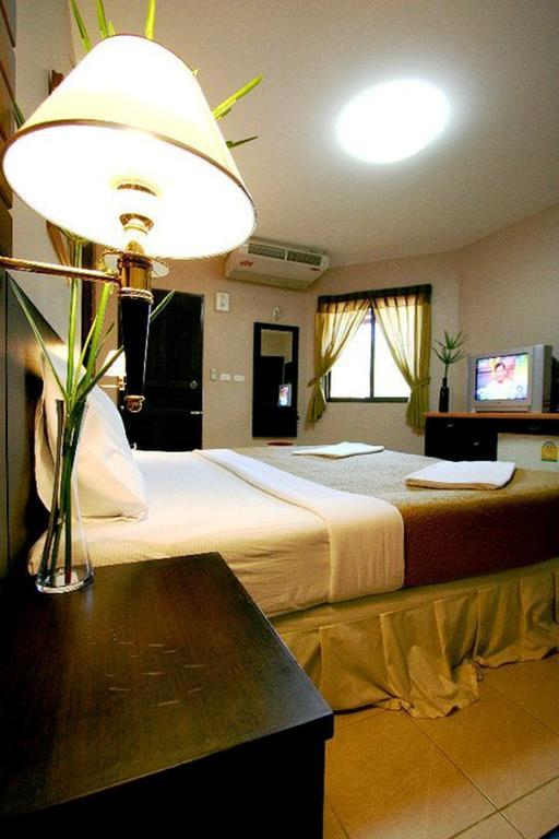 Aparthotel Pk Mansion Phuket Habitación foto